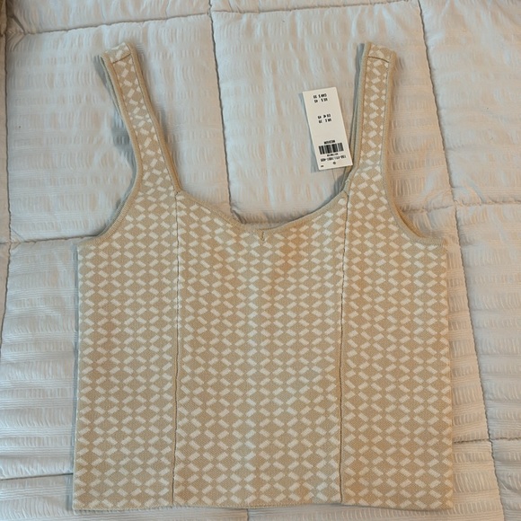 New! ✨ Abercrombie Knit Tank Bundle - Picture 5 of 5
